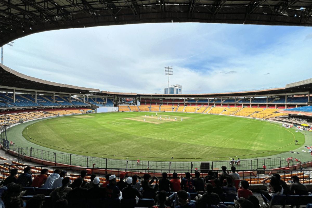 RCB vs GT Pitch Report: चिन्नास्वामी स्टेडियम के ये हैं आंकड़े, रजत-शुभमन की होगी भिड़ंत