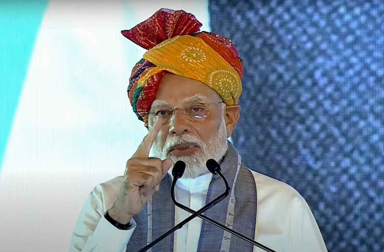 मुस्लिम अध्यक्ष को लेकर पीएम मोदी का कांग्रेस पर हमला बोले- संविधान की कर दी…