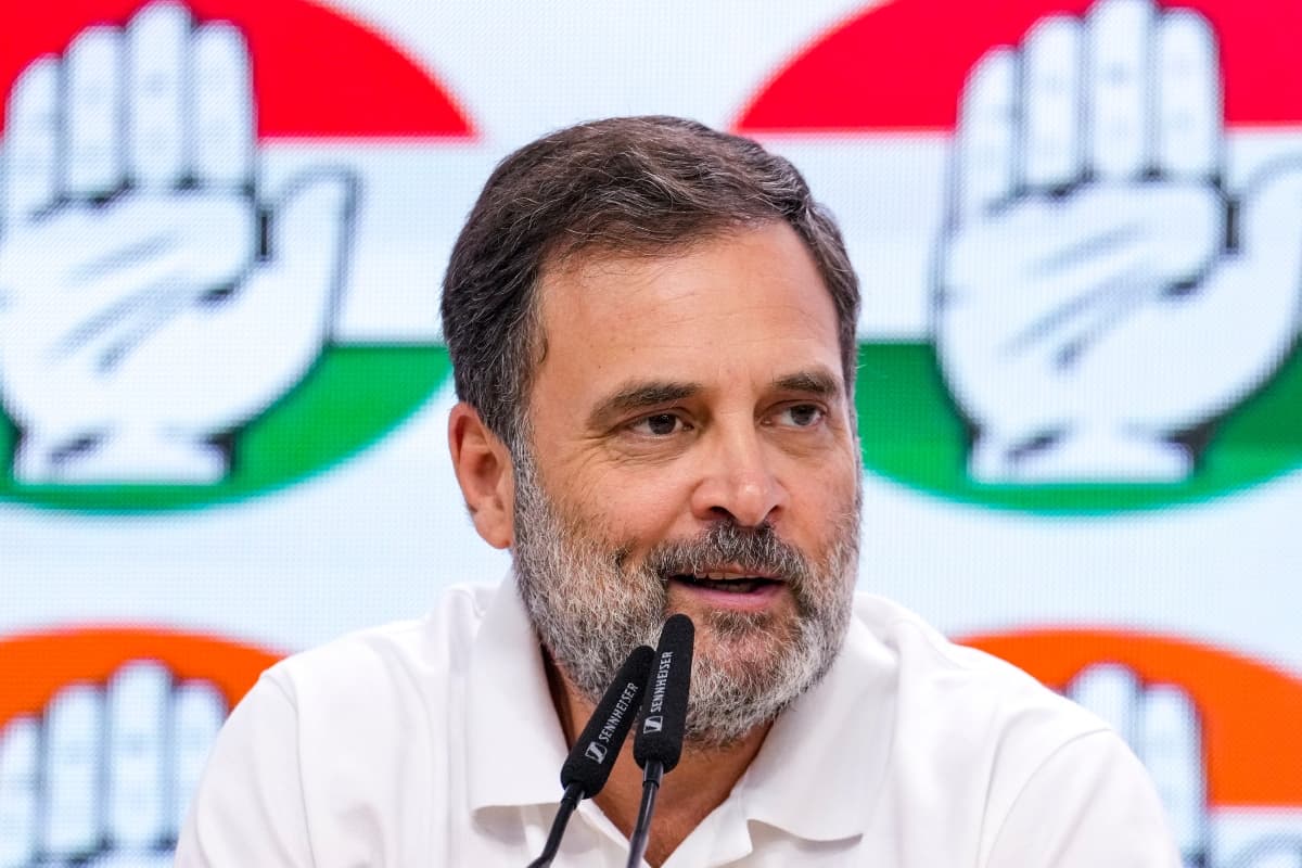 Bihar Politics: राहुल गांधी आज दरभंगा में करेंगे छात्रों से संवाद, जिला प्रशासन ने आखिरकार दे दिया परमिशन