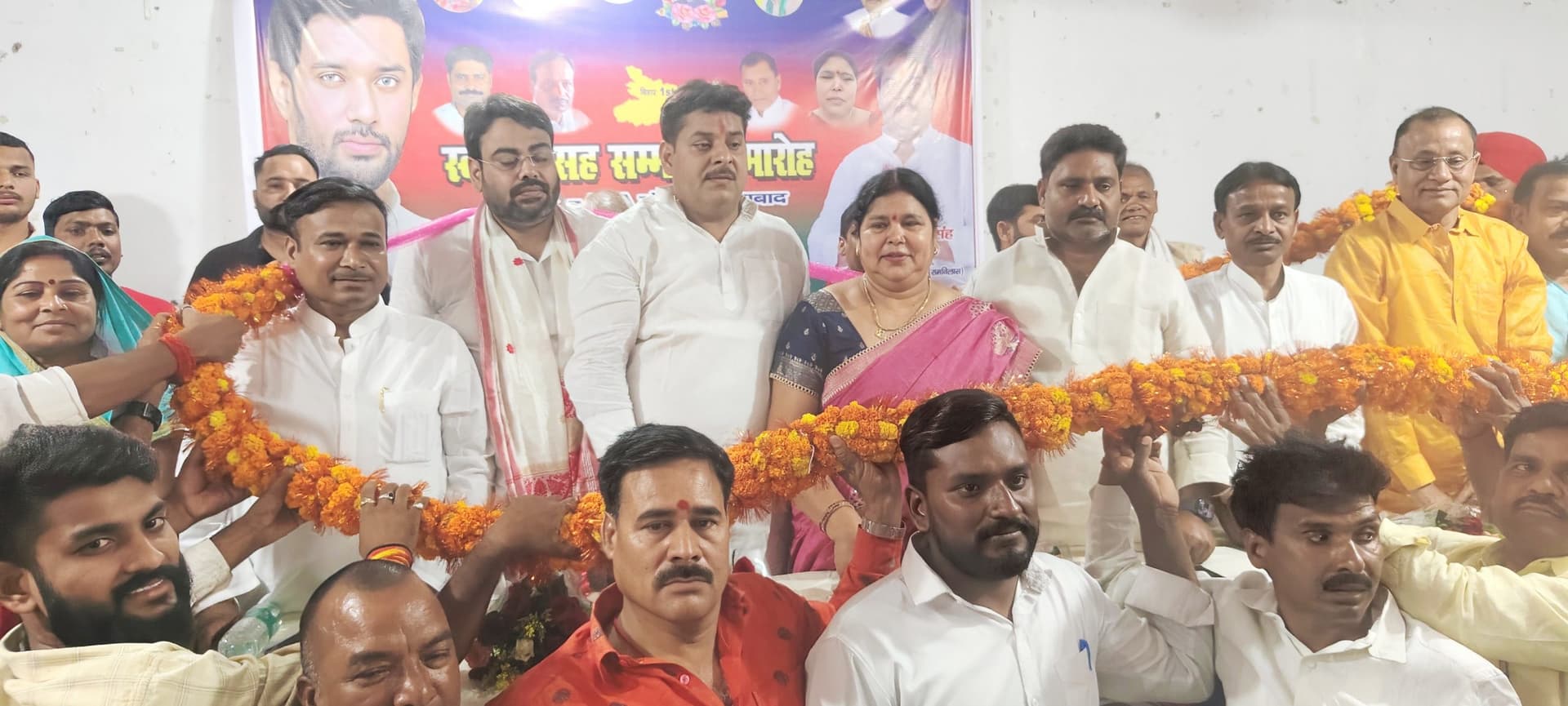 Aurangabad News : लोजपा के नये जिला प्रभारी का हुआ स्वागत