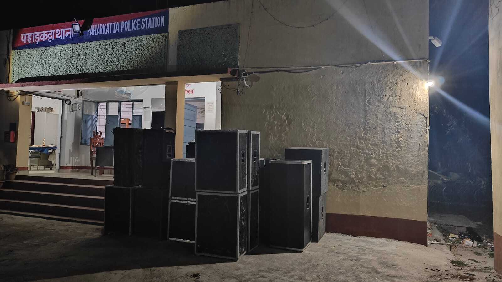 दुकानों से डीजे साउंड सेट जब्त, रामनवमी के बाद होगा वापस
