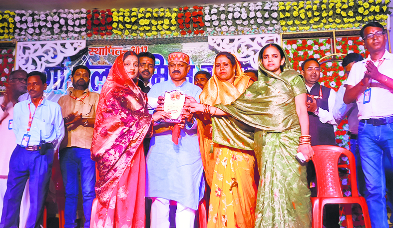 बखरी के डरहा व सलौना में तीन दिवसीय चैती मेला का किया गया उद्घाटन
