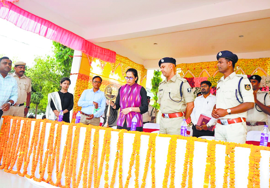 Jehanabad : मंडल कारा में लगा बंदी दरबार, समस्याओं के समाधान का निर्देश