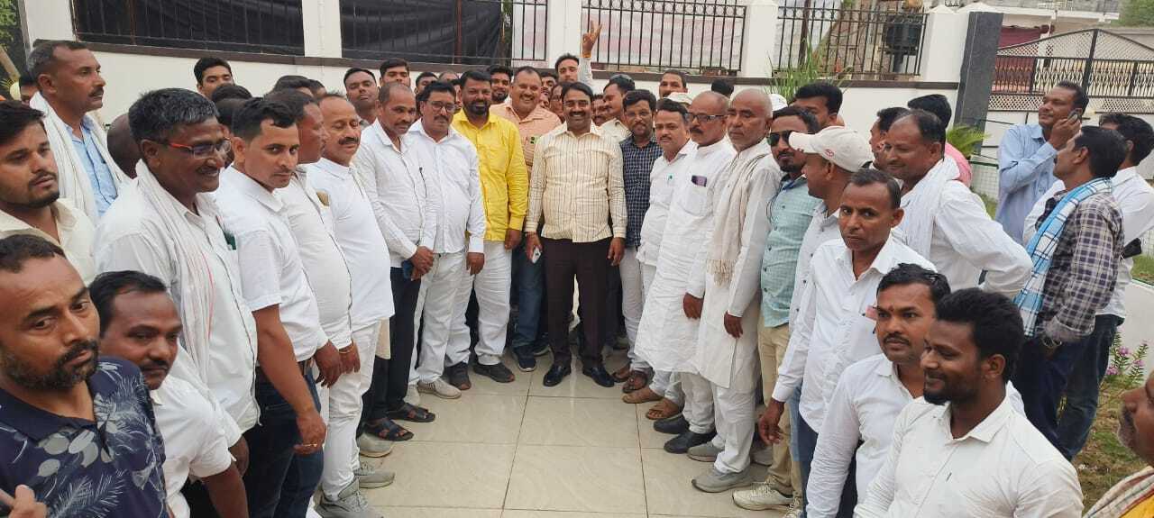 रैली को सफल बनाने के लिए विधायक ने की बैठक