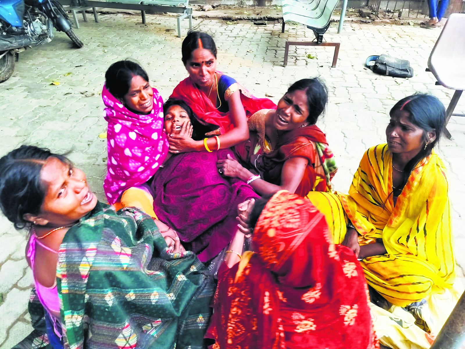 आंधी पानी और वज्रपात से जिले में दो की हुई मौत, एक दर्जन घायल