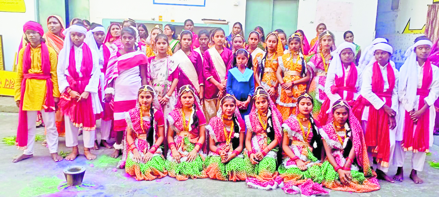 Jehanabad : कस्तूरबा की छात्राएं शैक्षणिक क्रियाकलाप में कर रहीं बेहतर