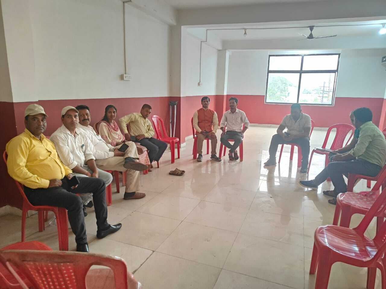 चंदवा में प्राइवेट स्कूल एसोसिएशन का पुनर्गठन