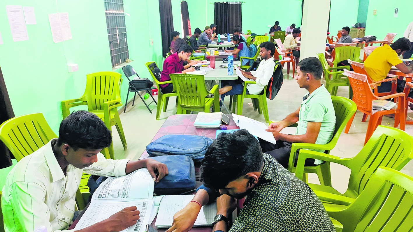 Gopalganj News : केंद्रीय पुस्तकालय में होगी करियर काउंसेलिंग, युवाओं को मिलेगी नौकरी की जानकारी