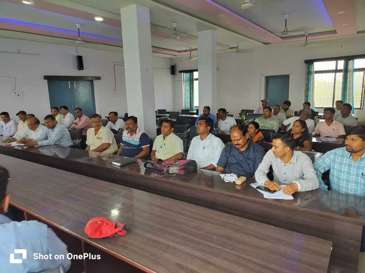 Samastipur News:विशेष शिविर की तैयारियों की बीडीओ ने की समीक्षा