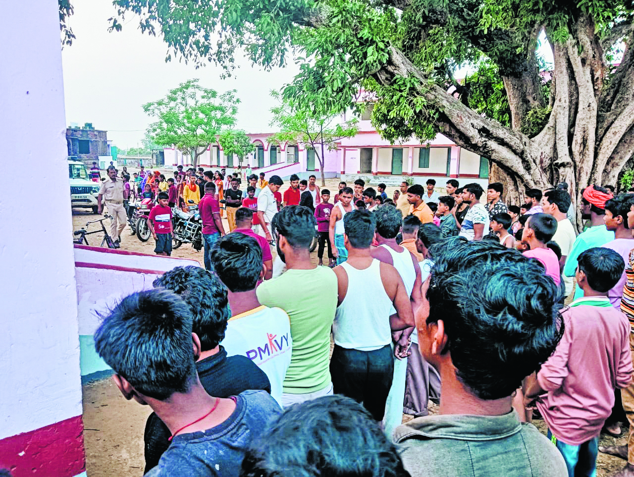 Gopalganj News : दूसरी शादी के बाद पहली पत्नी की संदिग्ध स्थिति में मौत, पुलिस कर रही मामले की जांच
