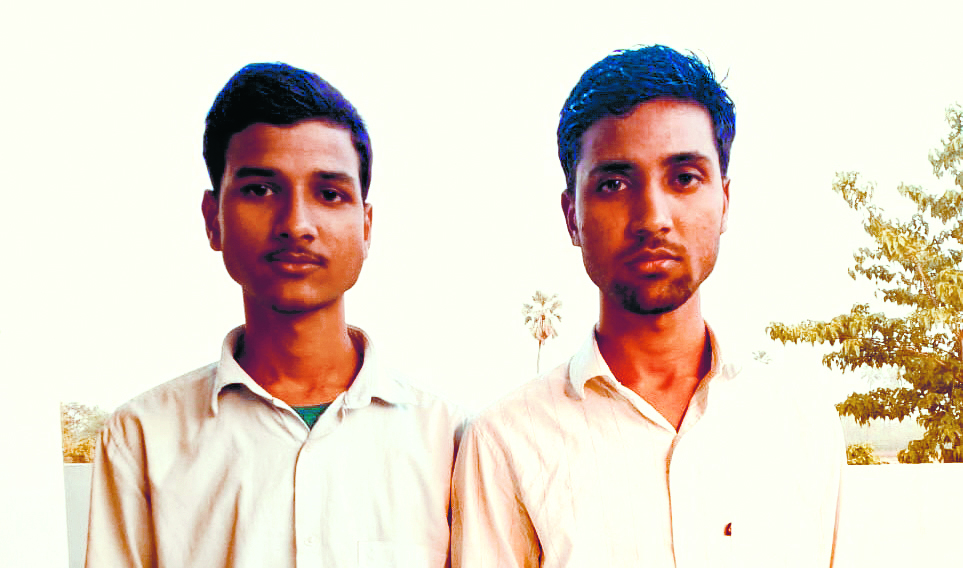 gopalganj news : फुलवरिया के दो भाइयों ने जेइइ मेन में लहराया परचम
