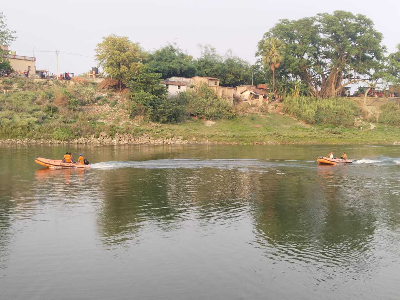 Samastipur News:गंडक नदी में स्नान करने के दौरान किशोर डूबा, तलाश जारी