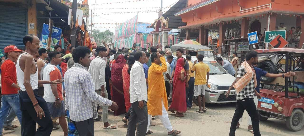 जिस घर से उठने वाली थी बहन की डोली, वहां से उठी भाई की अर्थी