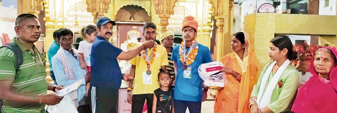 hajipur news. राष्ट्रीय चैपलिंग प्रतियोगिता में रितु ने जीता कांस्य पदक