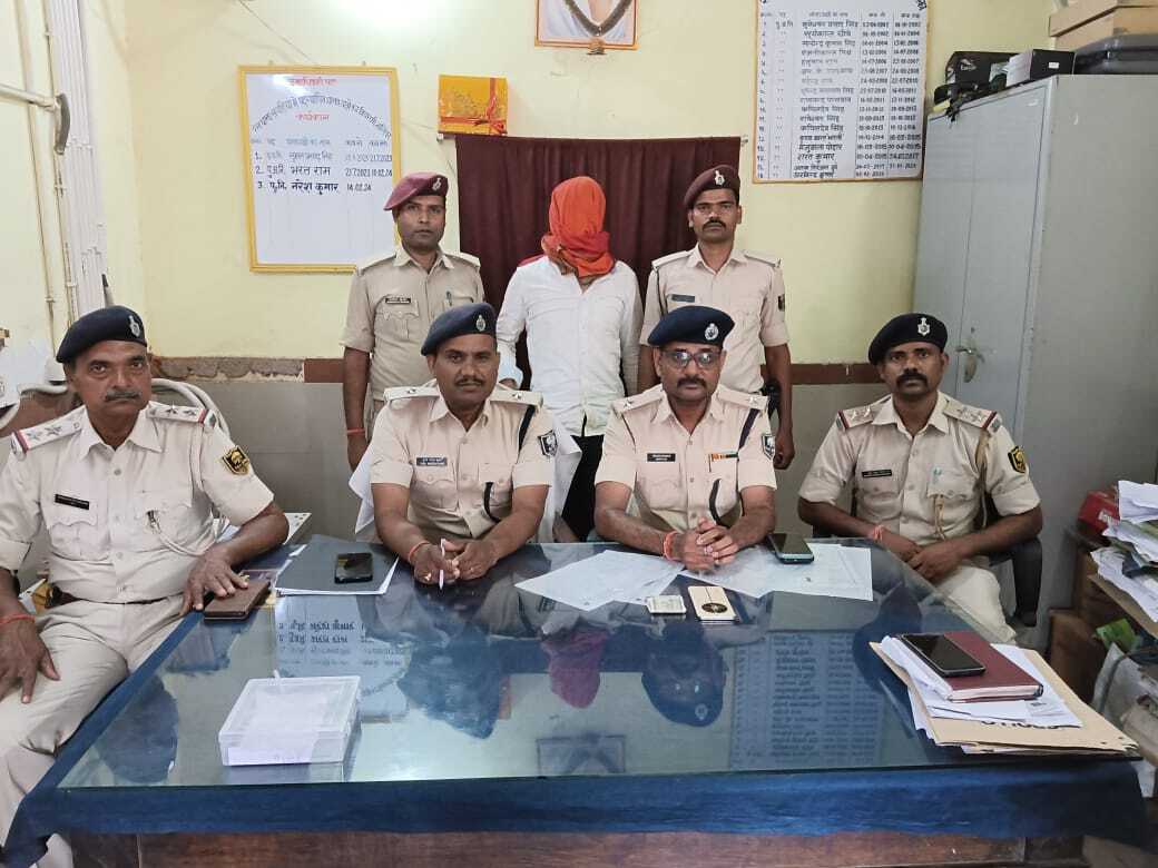 एसटीएफ व डीआईयू के संयुक्त छापेमारी में कुख्यात चंदन यादव गिरफ्तार