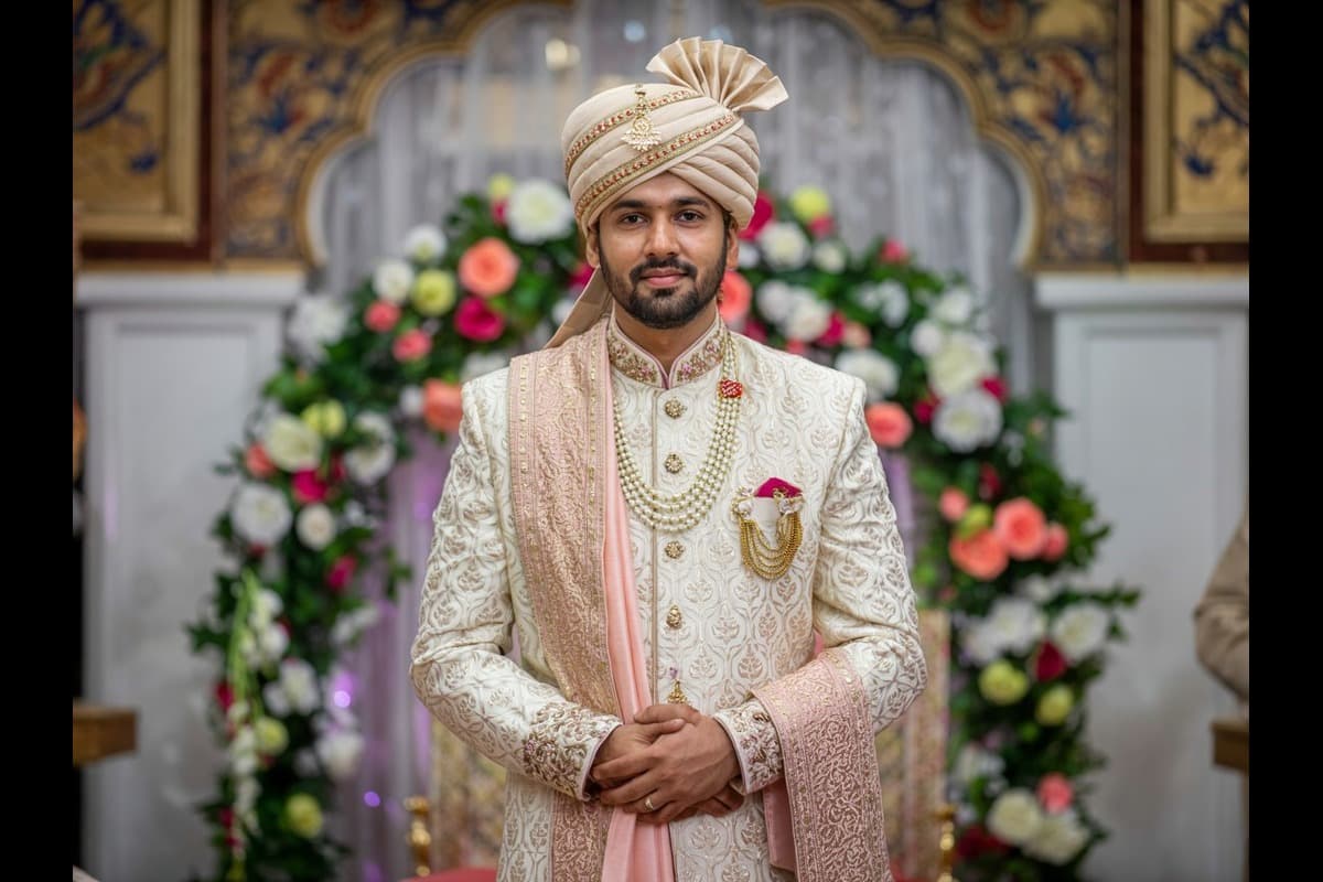Groom Fashion Tips : दुल्हा बनने जा रहे है? आज से फॉलो कर लें ये जरूरी टिप्स