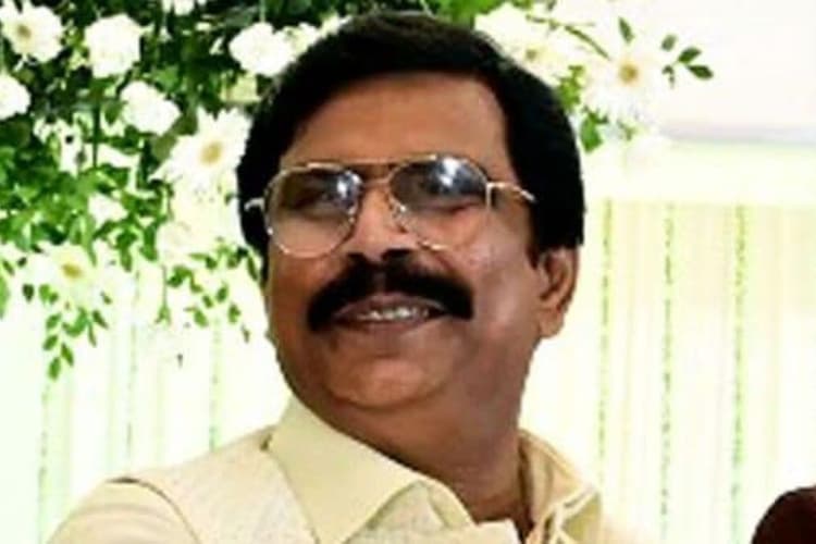 Bihar Politics: आनंद मोहन पूरे परिवार के साथ पहुंचे एक अणे मार्ग, मुख्यमंत्री नीतीश कुमार से की मुलाकात