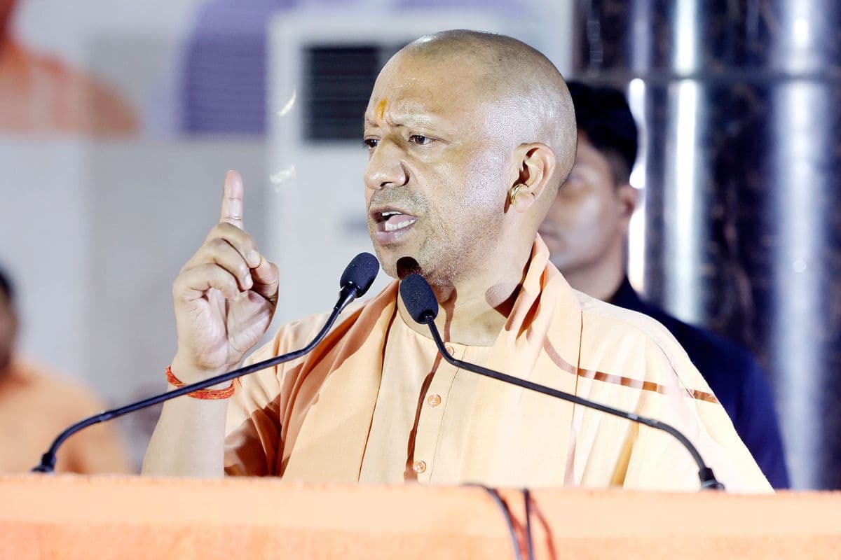 CM Yogi: जिन्होंने मिटाया सिंदूर उन्हें खोना पड़ा खानदान… ऑपरेशन सिंदूर बहन-बेटियों की संवेदना का प्रतीक