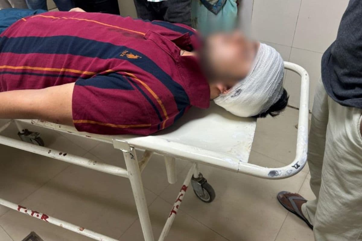 'आम दो' कहने पर गाली, फिर धारदार हथियार से हमला, इविवि छात्रों ने आरोपी के गिरफ्तारी की उठाई मांग