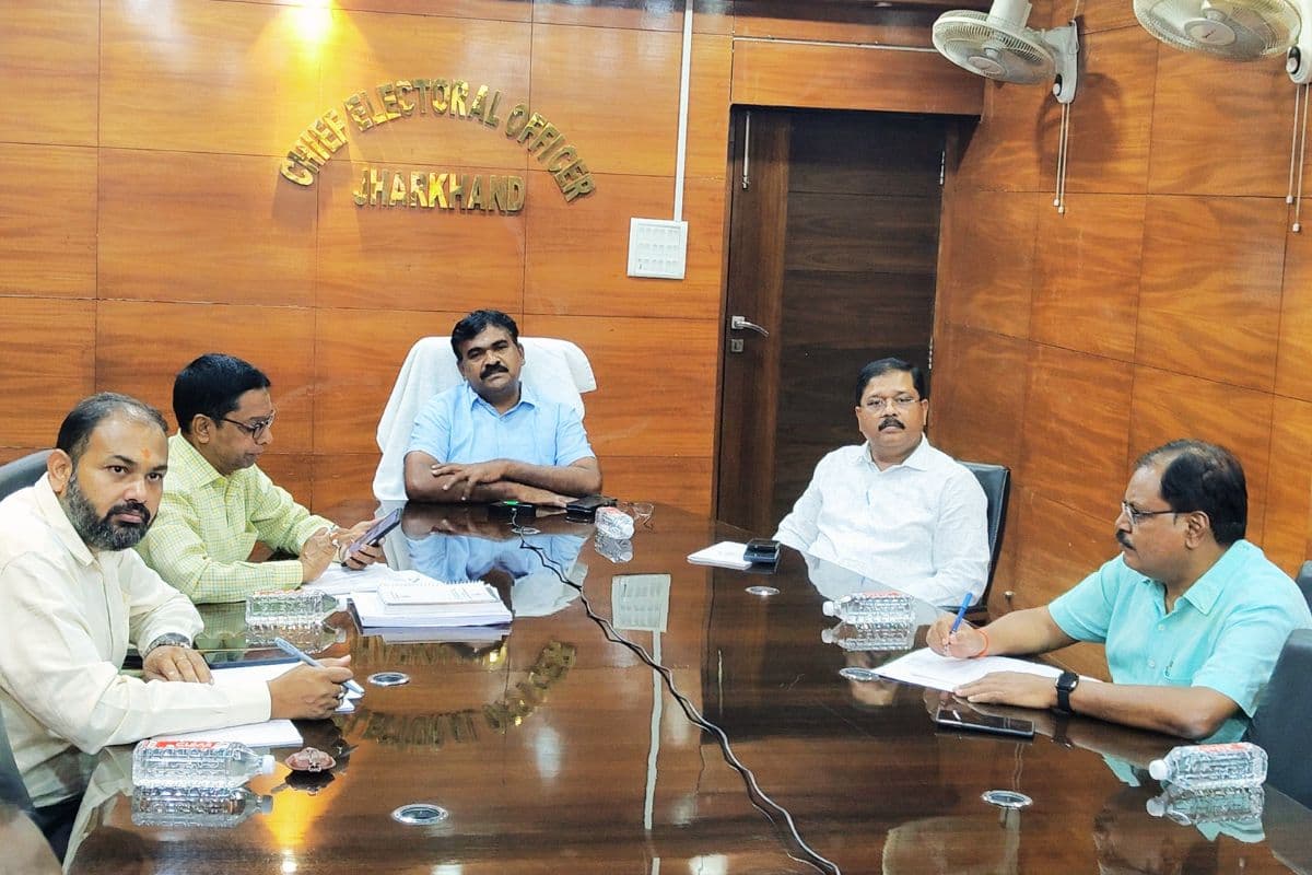 चुनाव आयोग के ट्रेनिंग कार्यक्रम में शामिल होगा झारखंड का 402 सदस्यीय दल