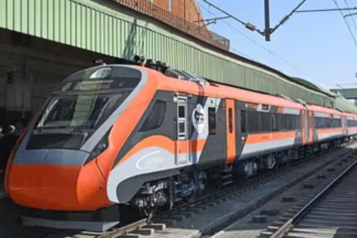 Vande Bharat Express: भागलपुर में ही होगा वंदे भारत एक्सप्रेस का मेंटेनेंस कार्य, तैयारी शुरू, क्या समय में होगा बदलाव ?