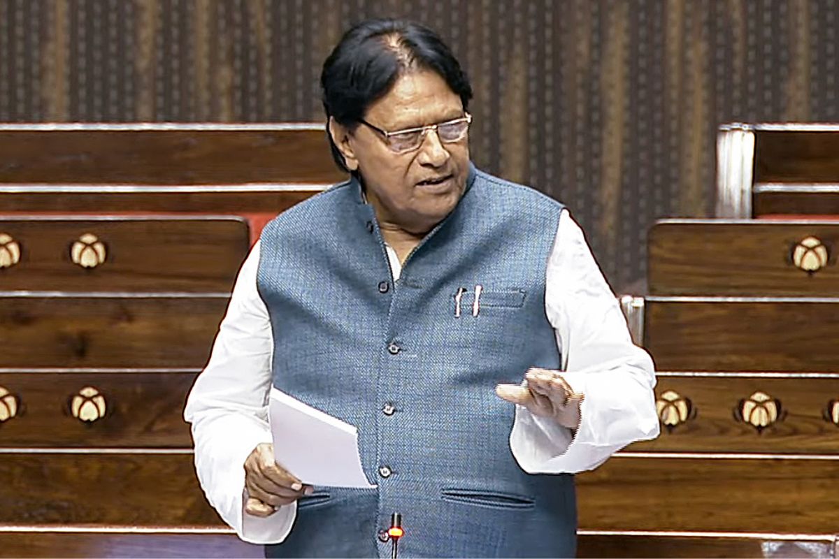 महाराणा सांगा को बताया ‘गद्दार’, फिर भी सांसद सुमन पर नहीं चलेगा केस, संविधान का ये आर्टिकल बना ढाल