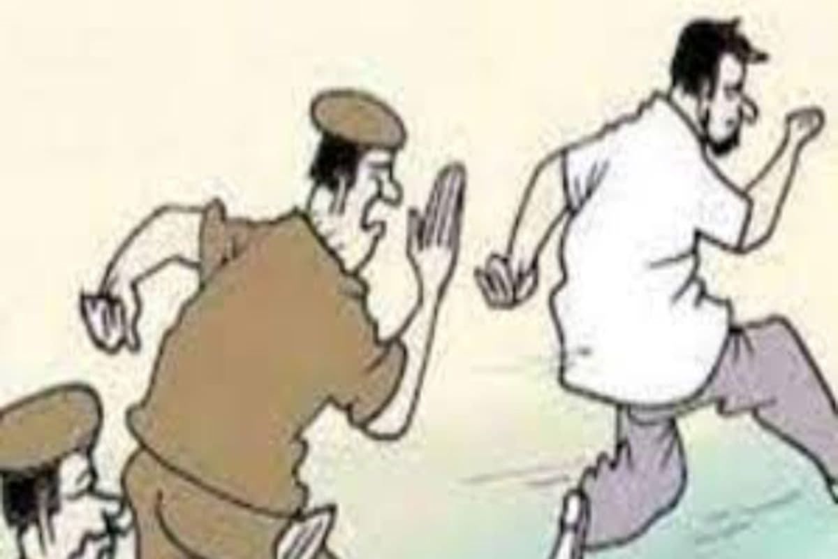 मुजफ्फरपुर: टॉयलेट का वेंटिलेटर तोड़कर पॉक्सो एक्ट का आरोपी फरार, कोर्ट से वारंट जारी होने के बाद हुआ था गिरफ्तार