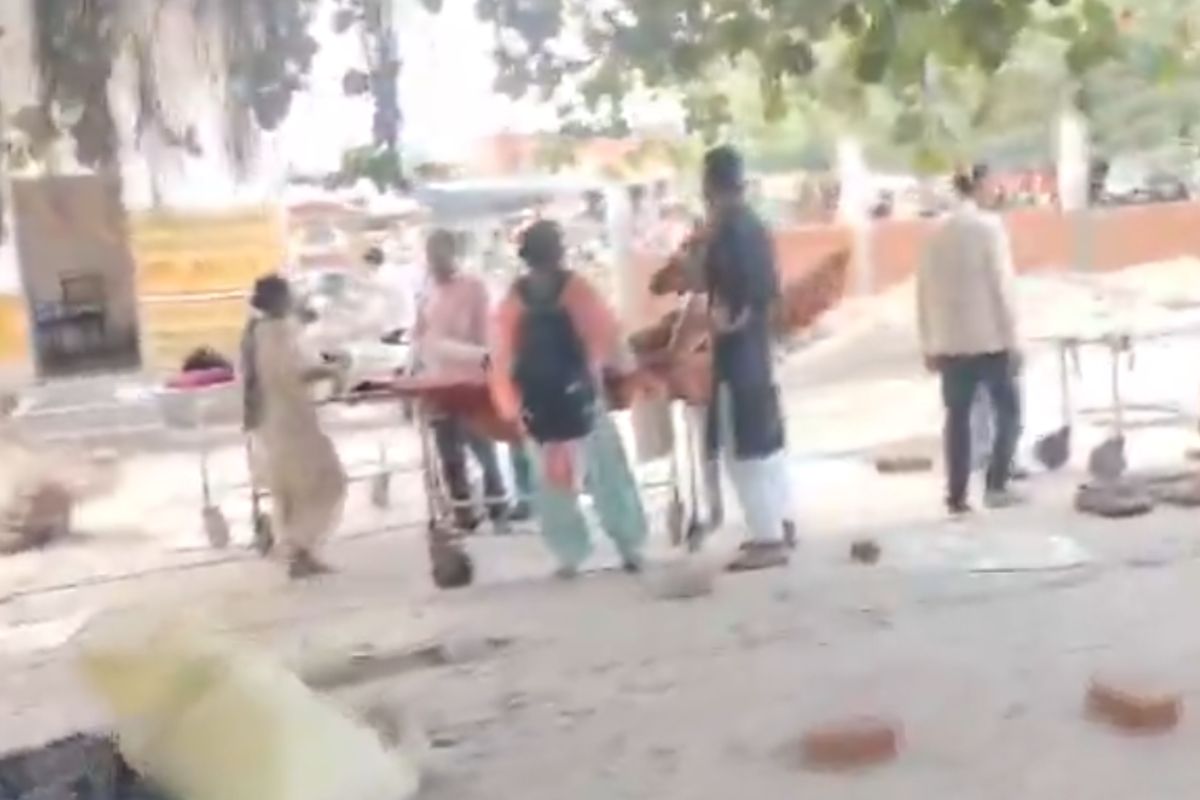 शाहजहांपुर मेडिकल कॉलेज में गैस लीक से हड़कंप, मरीजों में मची अफरा-तफरी