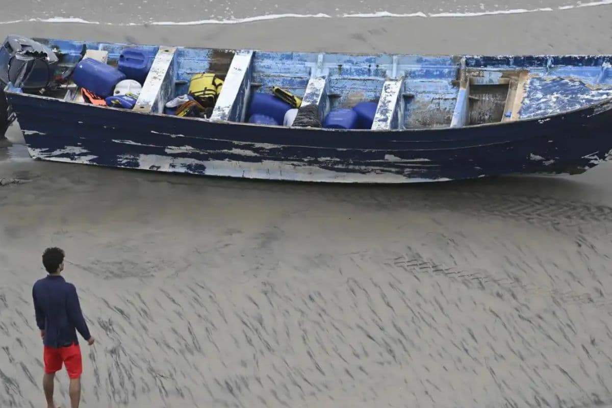 US Migrant Boat Accident: समुद्र में प्रवासी नौका पलटी, दो भारतीयों समेत 3 लोगों की मौत, 7 लापता