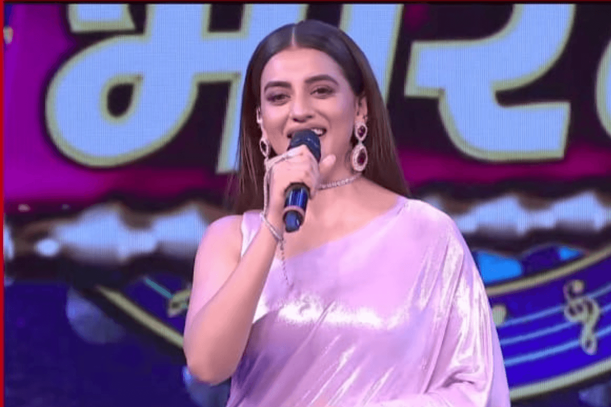 Bhojpuri: ‘फोक भारत’ रियलिटी शो में छिड़ेगा सुरों का संगम, अक्षरा सिंह करेंगी होस्टिंग तो मनोज तिवारी…