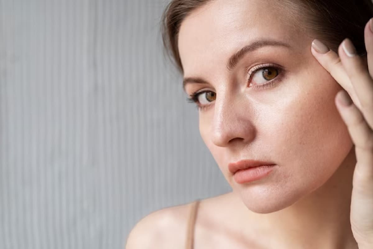 Natural Beauty Tips: अगर चाहते हैं नैचुरल ग्लो, तो इन बुरी आदतों से तुरंत करें तौबा
