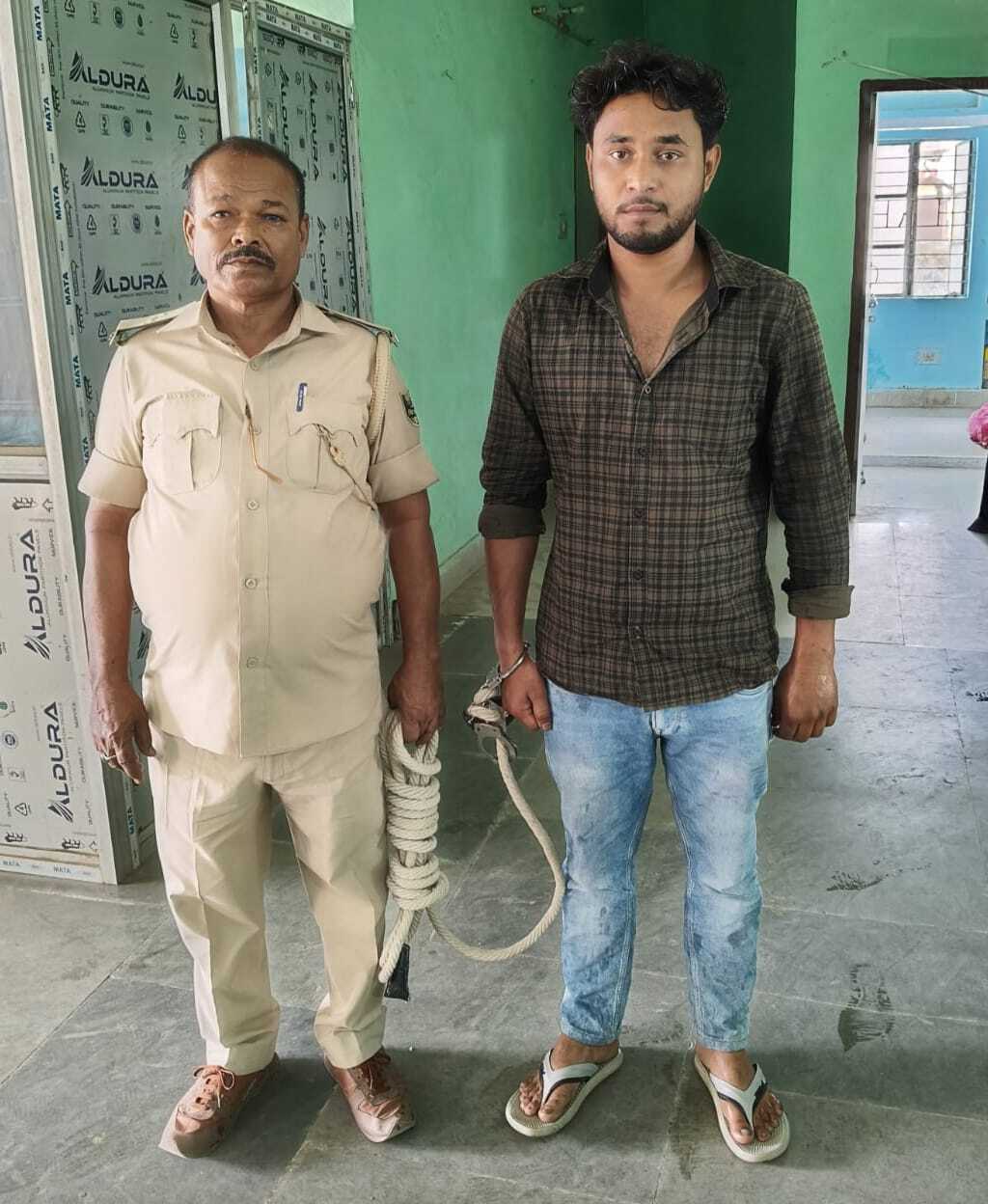 निजी कोचिंग संस्थान में तोड़फोड़ व गोलीबारी का मुख्य आरोपित गिरफ्तार