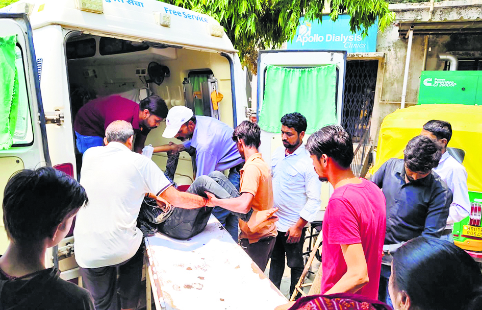 Jehanabad : मां के डांटने पर किशोरी ने खाया जहर, पीएमसीएच रेफर
