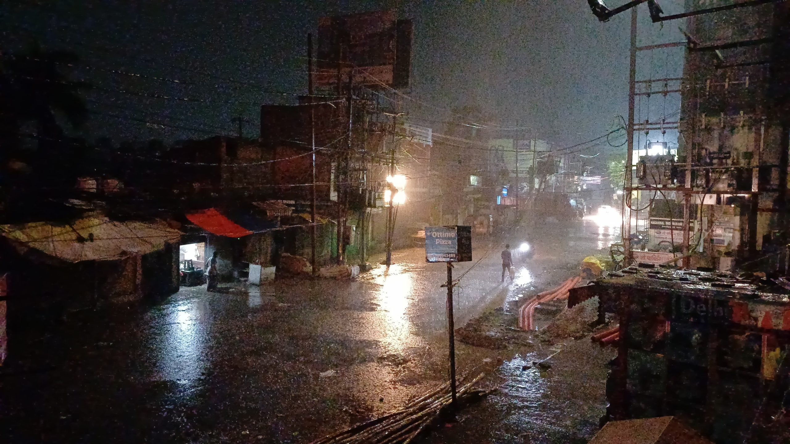 Storm and rain in Samastipur:आंधी पानी से मौसम हुआ सुहाना, रोसड़ा प्रखंड में सबसे अधिक बारिश
