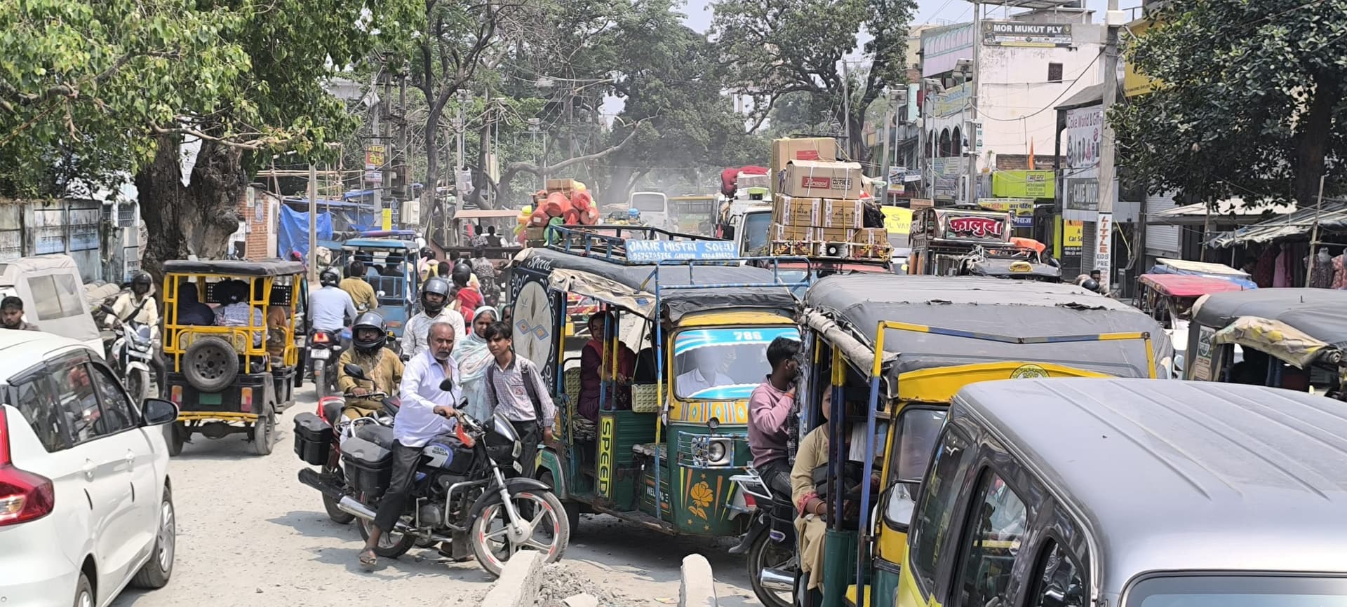 प्रभात खबर आपके द्वार: प्रदूषण के कारण लोगों के स्वास्थ्य पर पड़ रहा है प्रतिकूल प्रभाव