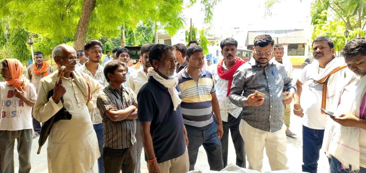 चातर मोड़ के समीप दुर्घटना में मामी की हुई मौत, भांजा घायल रेफर