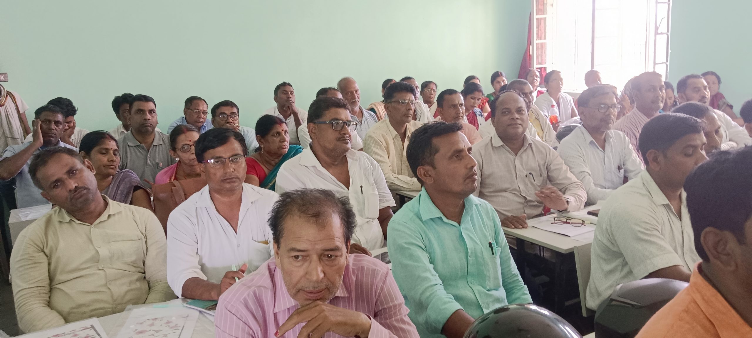 चुनावी प्रक्रिया की बारीकियों से कराया अवगत