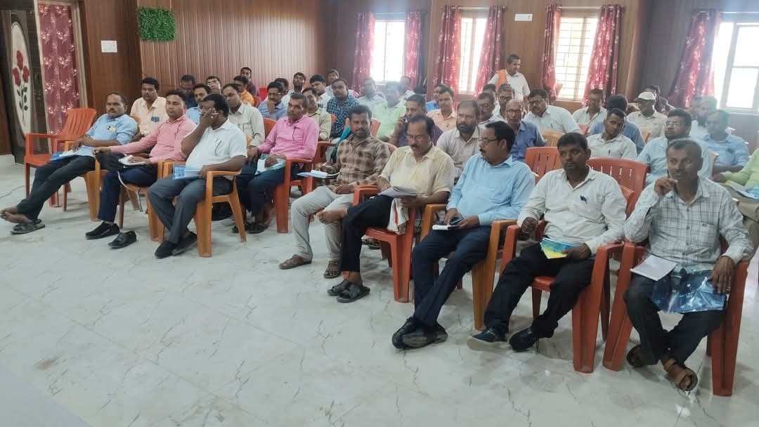 विस चुनाव को लेकर सिधविया में बीएलओ को पढ़ाया गया कर्तव्य का पाठ