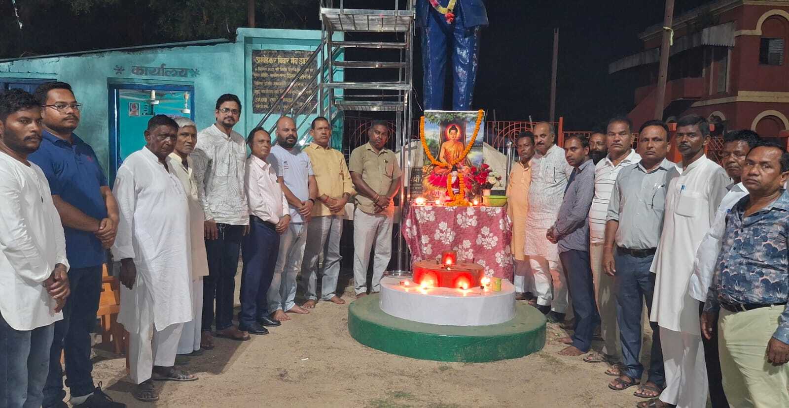 आंबेडकर विचार मंच कार्यकर्ताओं ने मनायी बुद्ध पूर्णिमा