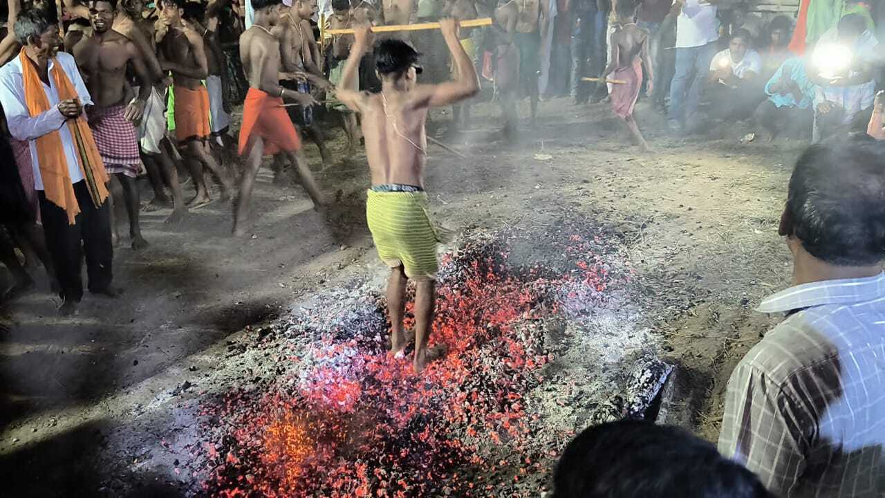 Bokaro News : चांपी गांव में धूमधाम से मना भोक्ता पर्व