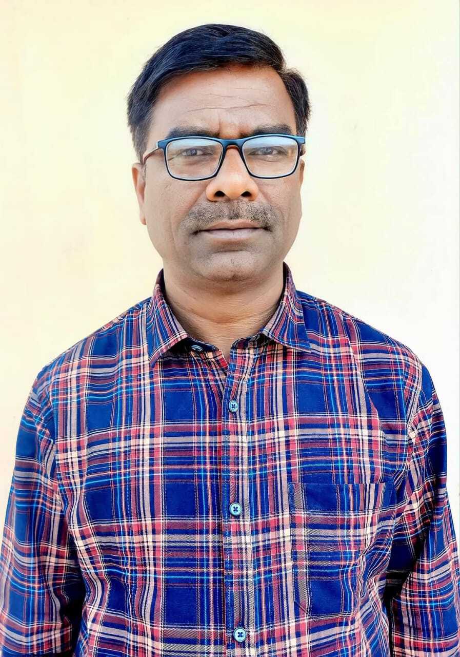 चंद्रशेखर साहू की पुस्तक ”कच्चा आम पक्का आम” बीइपीसी व आइपीएल से प्रकाशित