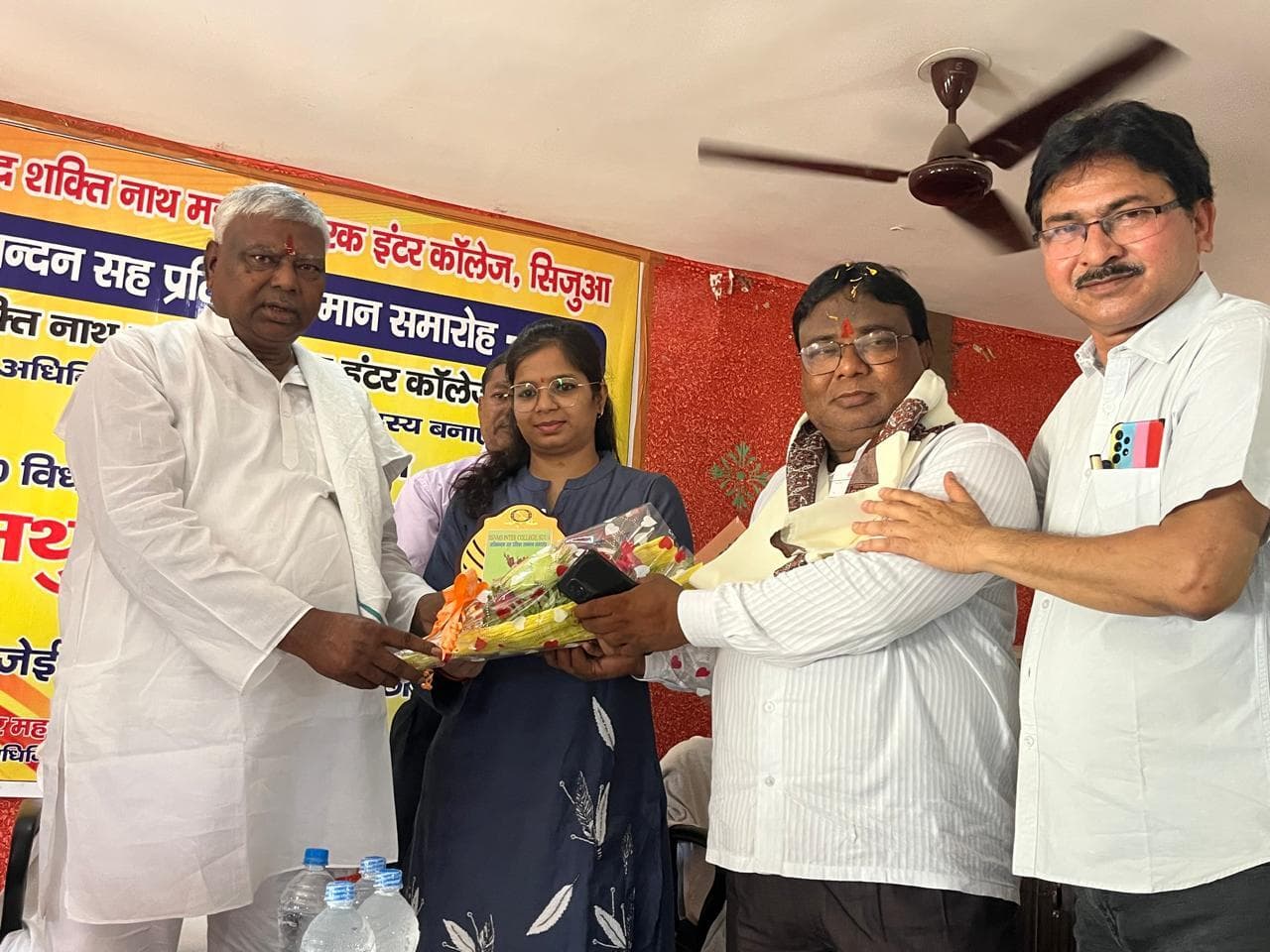 Dhanbad News : शक्ति कॉलेज में विधायक व मेधावी छात्र-छात्राएं सम्मानित