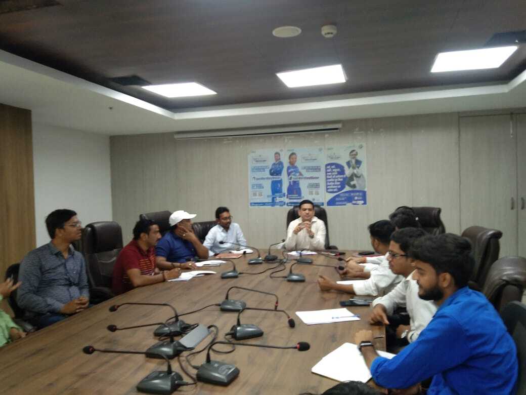Deoghar news : नगर आयुक्त ने नालों की सफाई, अतिक्रमण हटाने व रूट लाइन की स्वच्छता को लेकर दिया टास्क