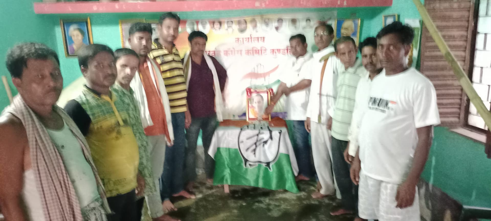 कांग्रेसियों ने पूर्व पीएम राजीव गांधी को किया याद