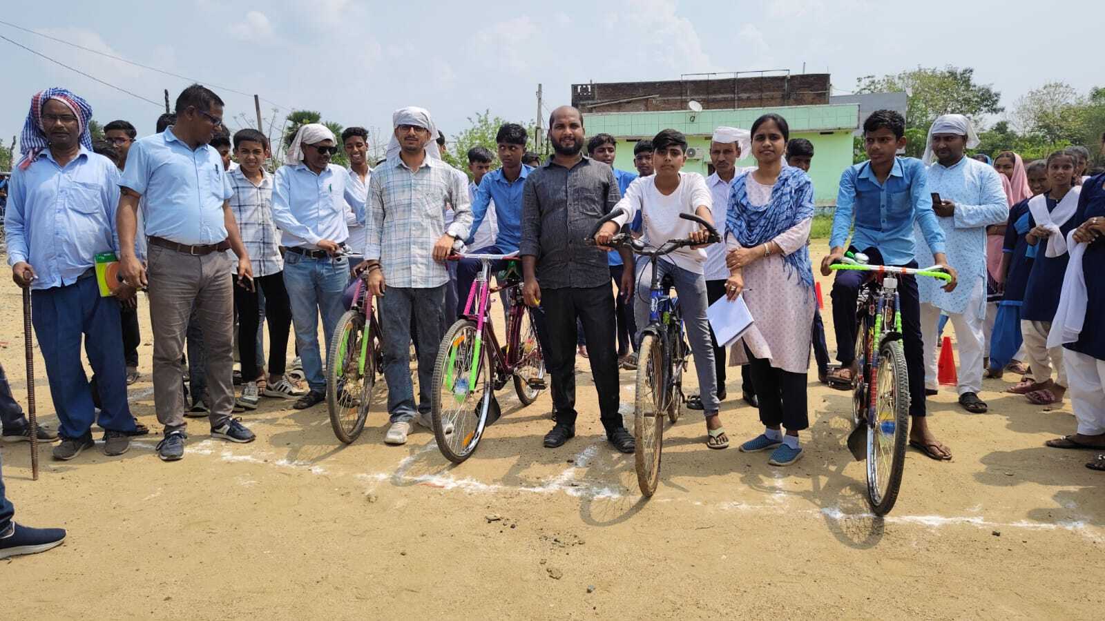 अंडर-16 बालिका में प्लस टू उच्च विद्यालय मैगरा विजेता