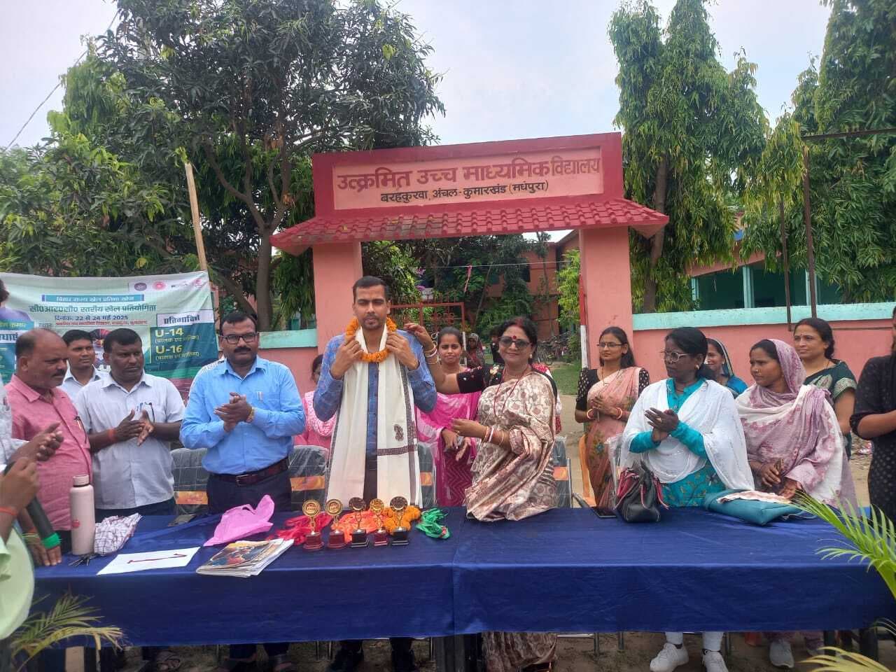 प्रतिभावान खिलाड़ियों की पहचान के लिए मशाल कार्यक्रम शुरू