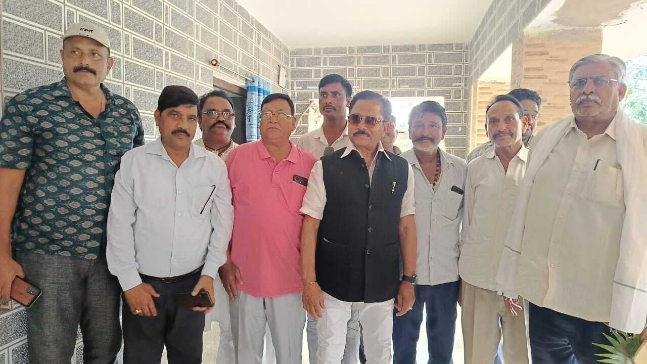 पूर्व राज्यसभा सांसद का चंदवा में हुआ स्वागत