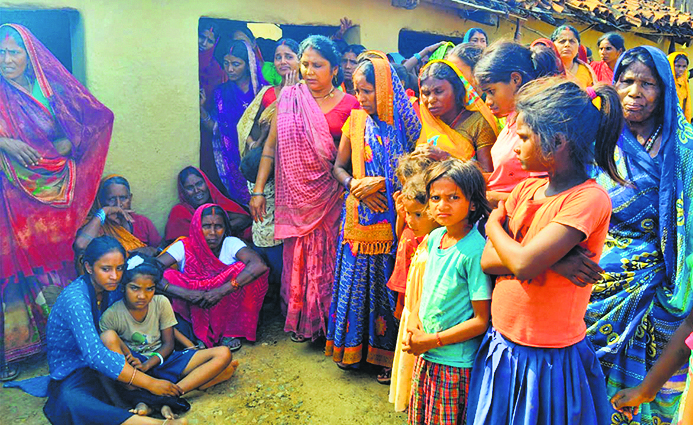 Gaya News : मुठभेड़ में ढेर मनीष का शव पहुंचा गांव, कटिया कांड का था मास्टरमाइंड