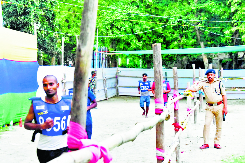 Hajipur News : होमगार्ड शारीरिक सक्षमता परीक्षा के सातवें दिन 143 अभ्यर्थी सफल