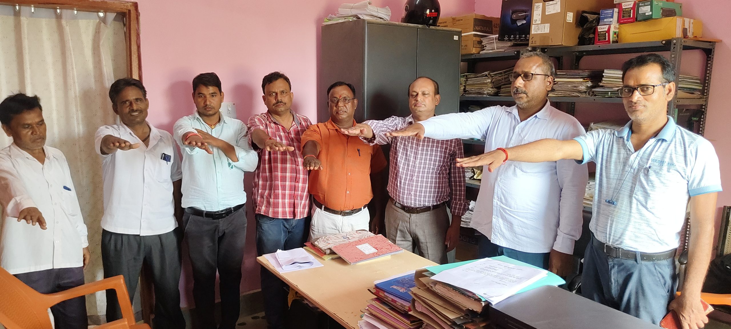 समाज को तंबाकू मुक्त बनाने की दिलायी गयी शपथ